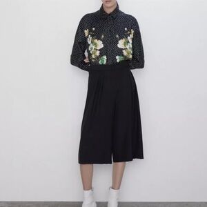 Zara Black and White Floral Button Down Shirt